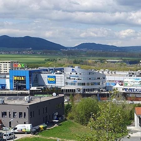 Apartman Mikaela 68 M2 Poprad Bagian luar foto