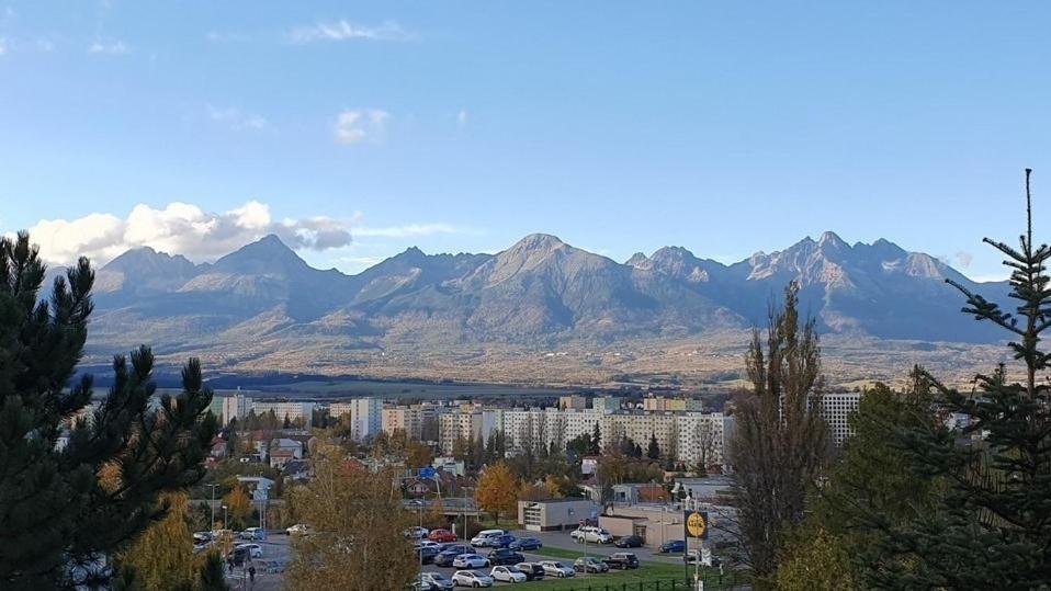 Apartman Mikaela 68 M2 Poprad Bagian luar foto